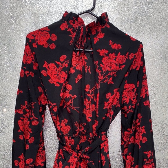 Dress - Picture 5 of 5